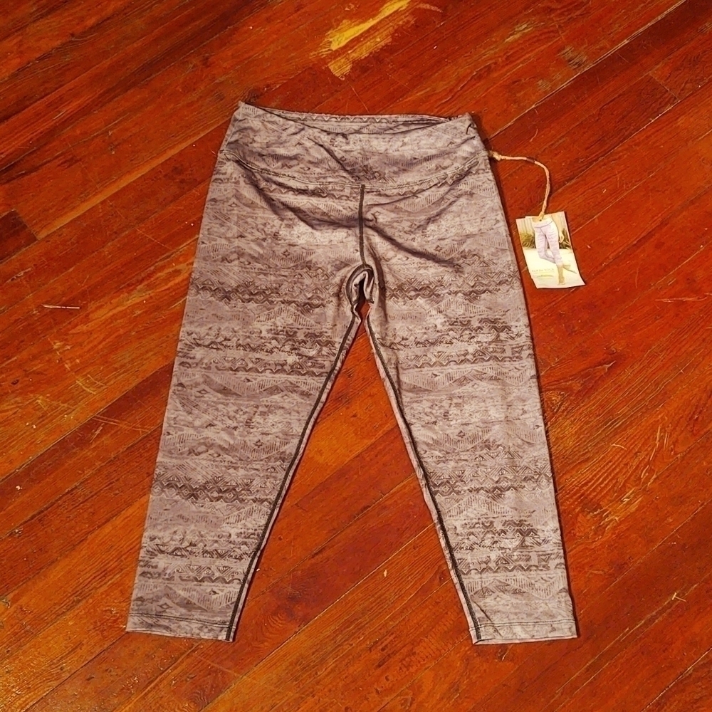 Earth Yoga Charcoal Gray Yoga Pants / Leggings Sz M NWT